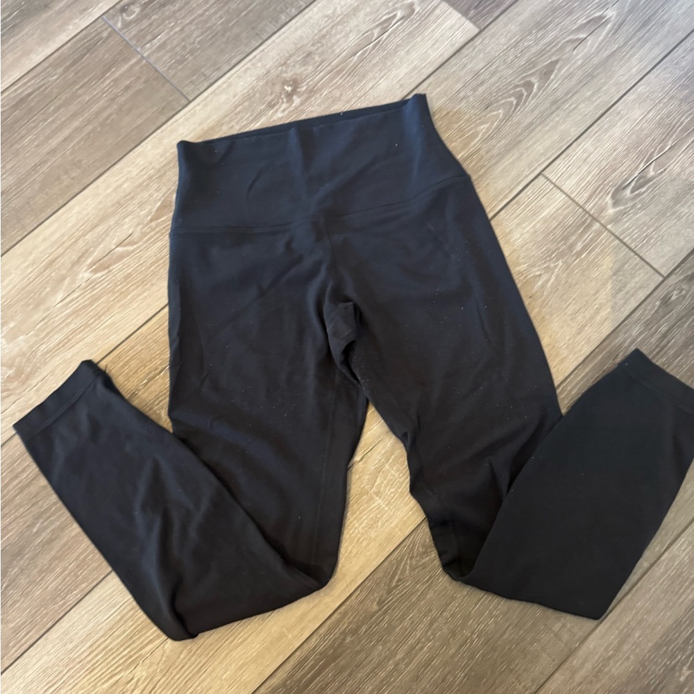 Lululemon black align 25” Leggings